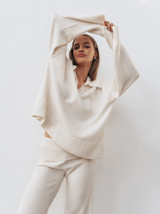 CELINE baltas kostiumas