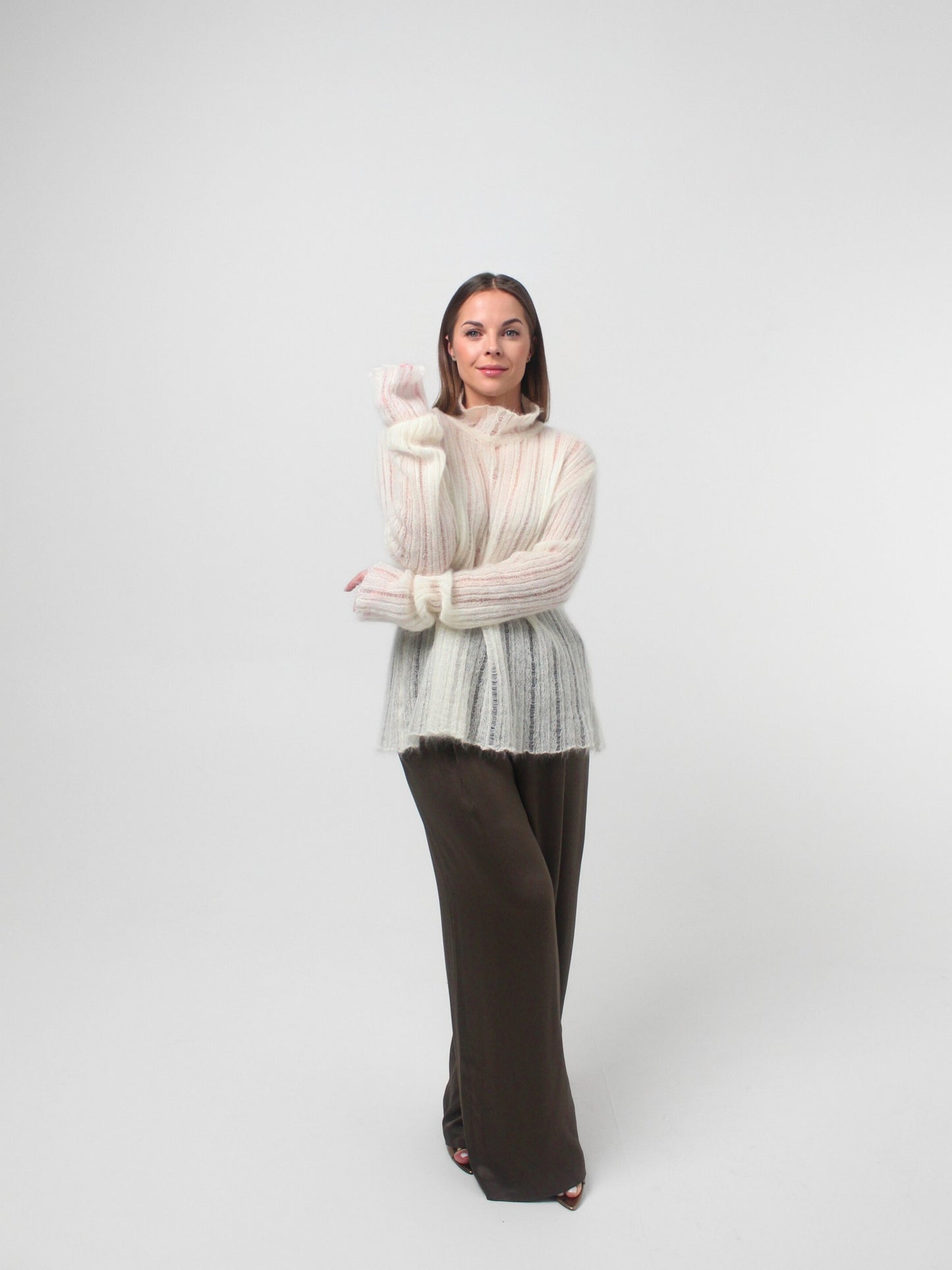 MODERNITÉ baltas megztinis