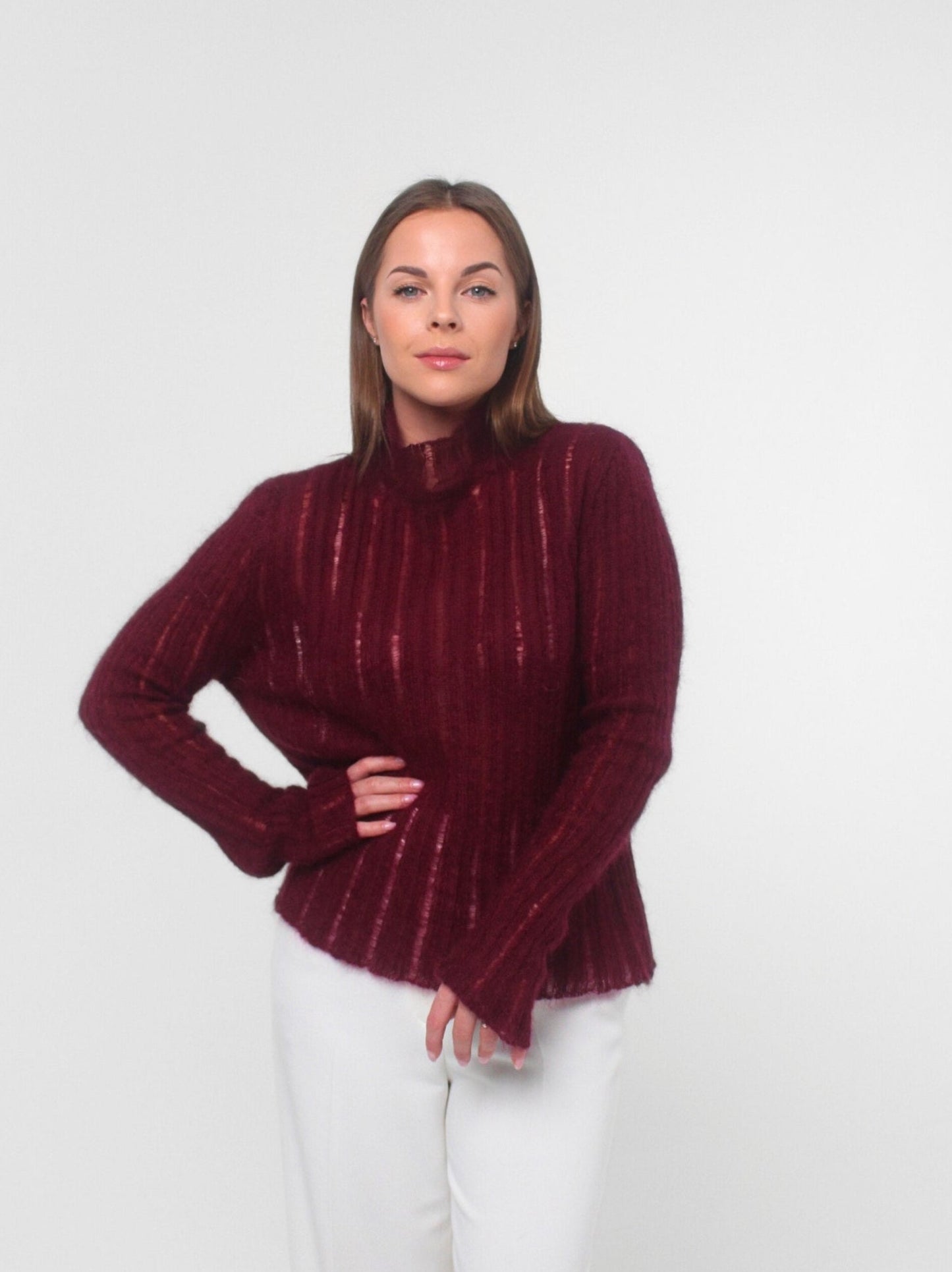 MODERNITÉ bordo megztinis