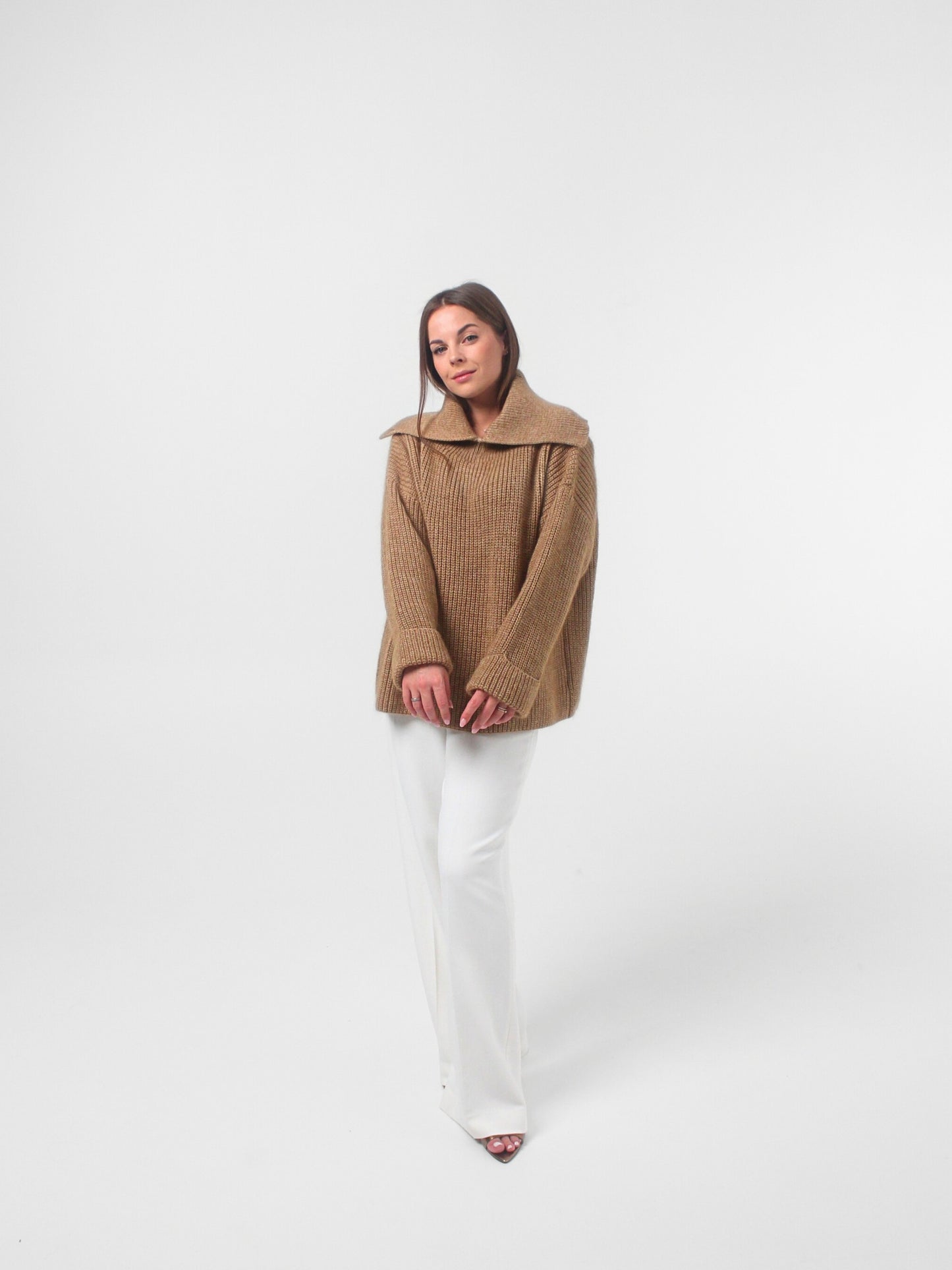 MADRID rusvas megztinis