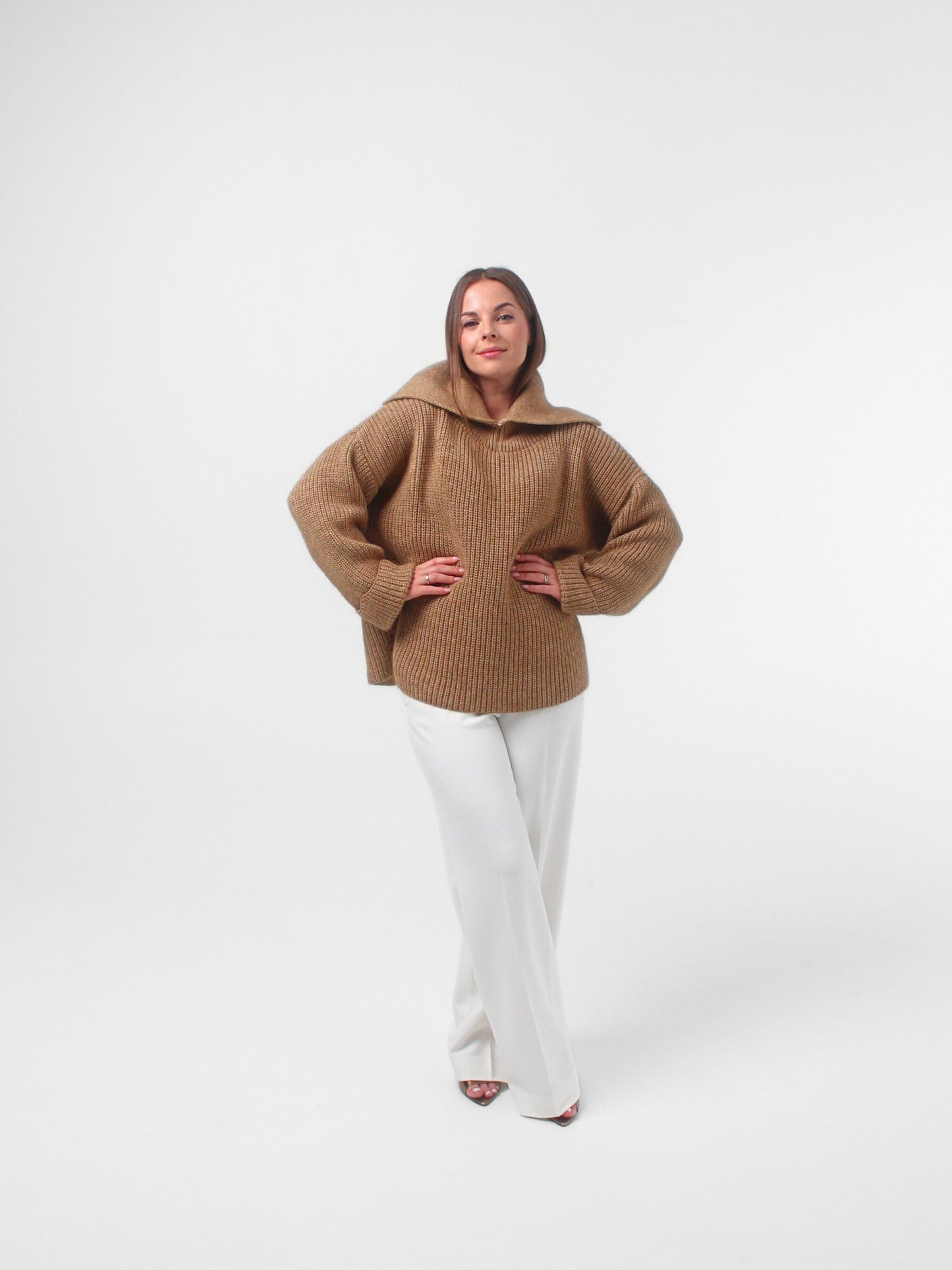 MADRID rusvas megztinis