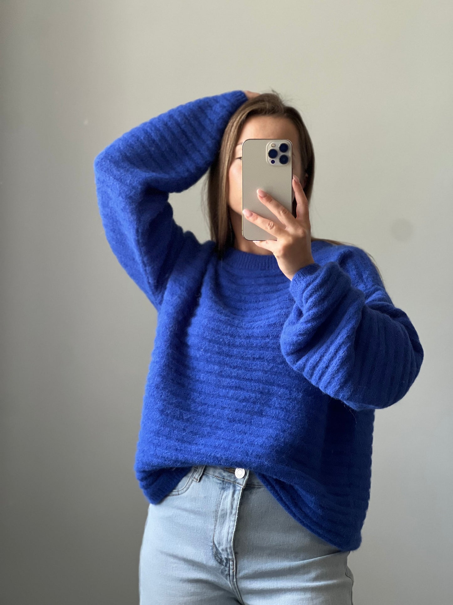 SOPHIE mėlynas megztinis